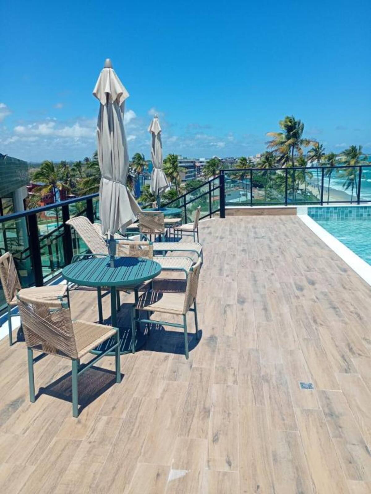 Vila Porto 103 · Frente al mar con piscina — foto 6