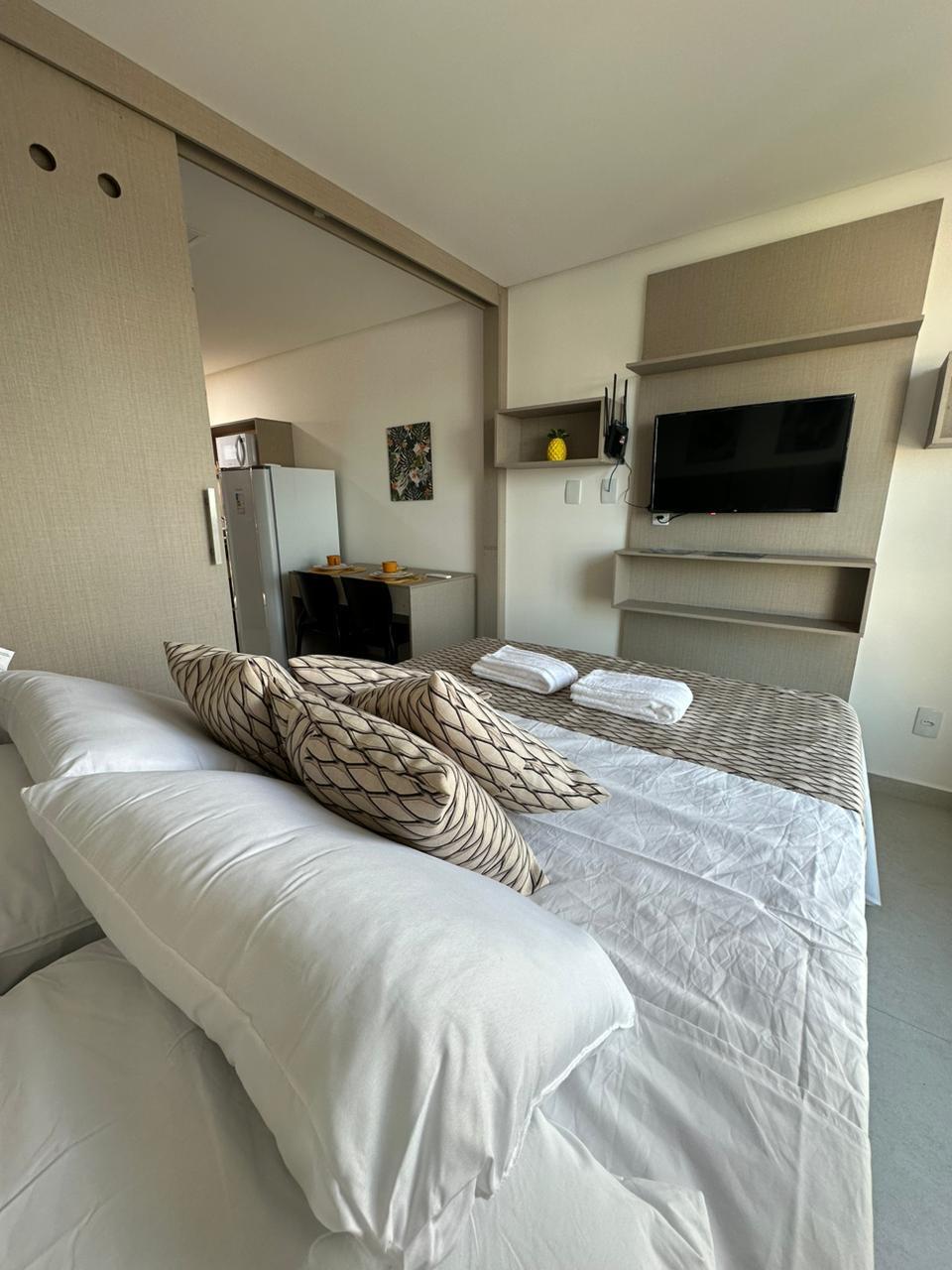 Villas do Porto 211 · Monoambiente con división — foto 3
