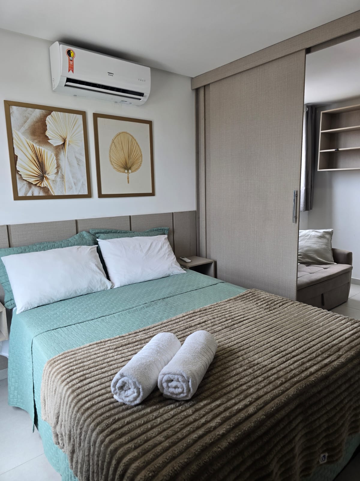 Villas do Porto 309 · Monoambiente con división — foto 2